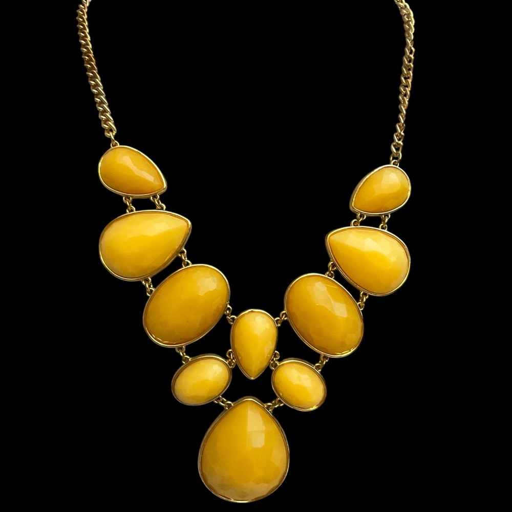 Elegant Yellow Statement Necklace